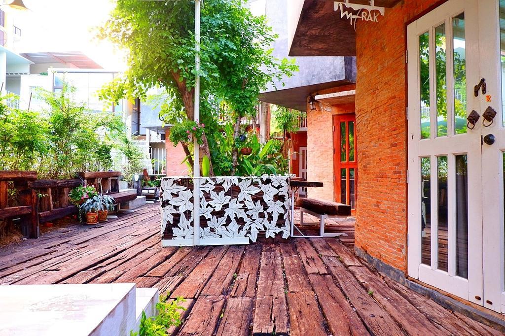 Hy Resort Chonburi Exterior foto